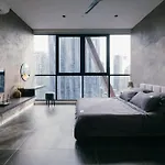 Modern Luxury Suites Near Klcc With City View
