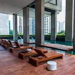 Arcoris Mont Kiara 12# Deluxe 2 Bedroom # Coner With Balcony #1-4Pax