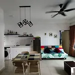 Private Room In Apartment Arte Plus Ampang, Share Unit