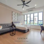 Ceylonz Suites By Edenzpace