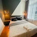 Sky Suites Klcc By Zaid