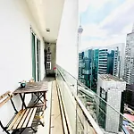 Roomy Suites @One Bukit Ceylon