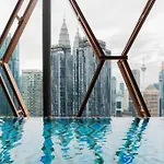 Scarletz Premium Suites Klcc Iconic Twin Tower #38