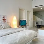 M City Duplex Studio Stunning High Floor View!