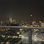 Luxury Studio Apartment With Balcony