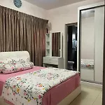 Azmaya Homestay