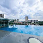 Signature Residence