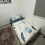 Ayuanura Homestay