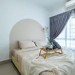 New! Holiday Vibes Rc Residence 5Min To Mrt & Hukm