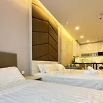 Societe Suites 108 Hartamas Mont Kiara Kuala Lumpur 2-6Pax