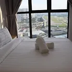 Trion Luxe Service Suite At Klcc