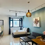 Klcc Suite By Chamber