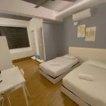 Travelogue Guest House