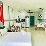 Summer Suites Klcc By City Home Style