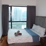 Reizz Residence By Tr Suites