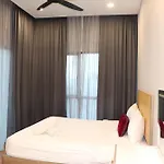 Reizz Residence By Tr Suites