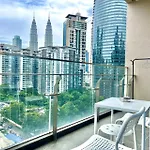 Crown Suites The Manor Klcc Kuala Lumpur City Center