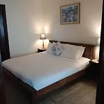Loyal Apartment At Times Square