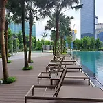 Agile Royal Suite Trx By Kl