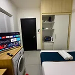 Neu Suites Junior Suite By Serenity Homes Next To Gleneagles & Lrt