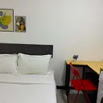 Neu Suites Junior Suite By Serenity Homes Next To Gleneagles & Lrt