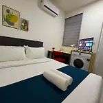Neu Suites Junior Suite By Serenity Homes Next To Gleneagles & Lrt