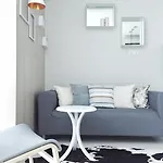 Mercu Summer Suite