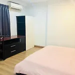 Yolodge Bukit Jalil
