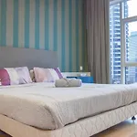 Platinum Suite Klcc @ Penguin Homes