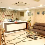 Lacomme Inn