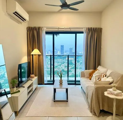 Creamy Kl View - Majestic Maxim Near Ucsi, Kl, Mrt #康乐夜市