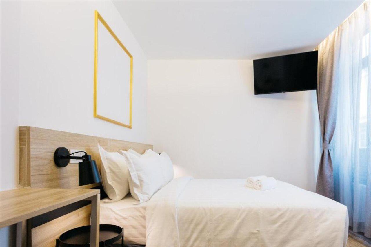 The Quay 3*