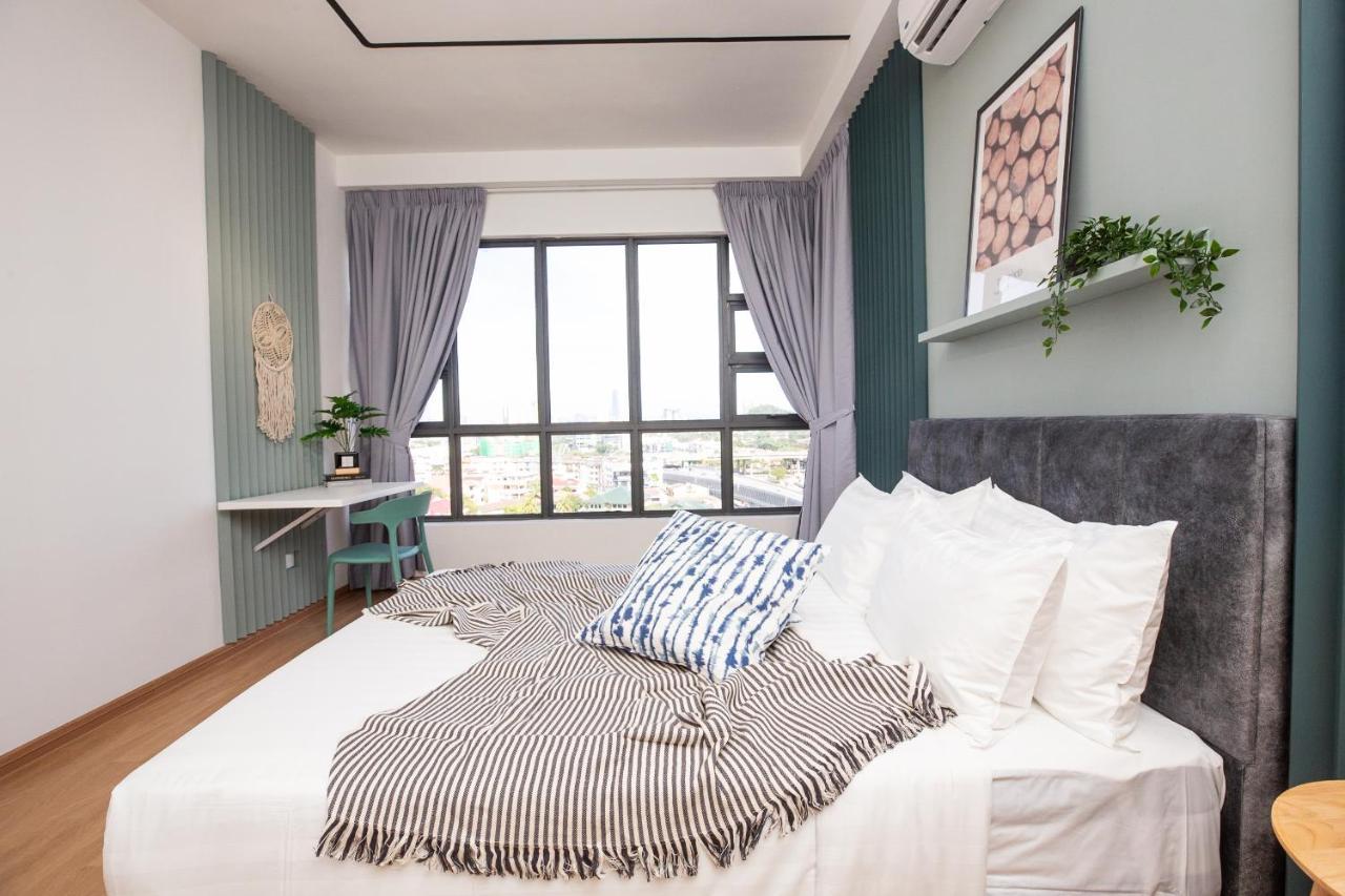 Eko Cheras Residences By Cobnb Apartment *