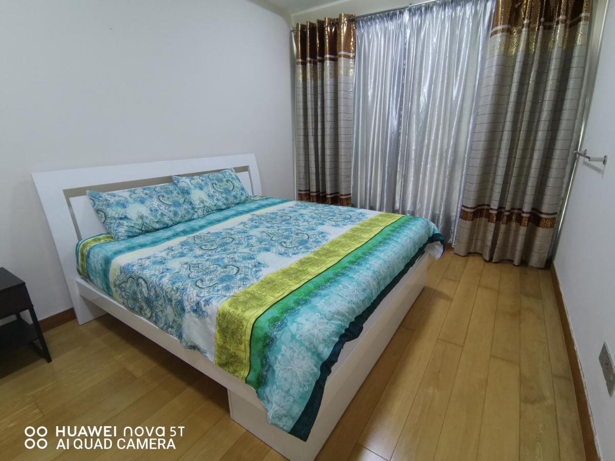 Apartment Crest Residences *