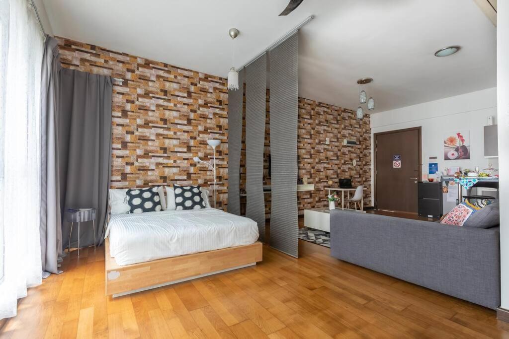 Cozy Regalia Kl 吉隆玻 Lrt & Ktm @1 Parking & Wifi Apartment