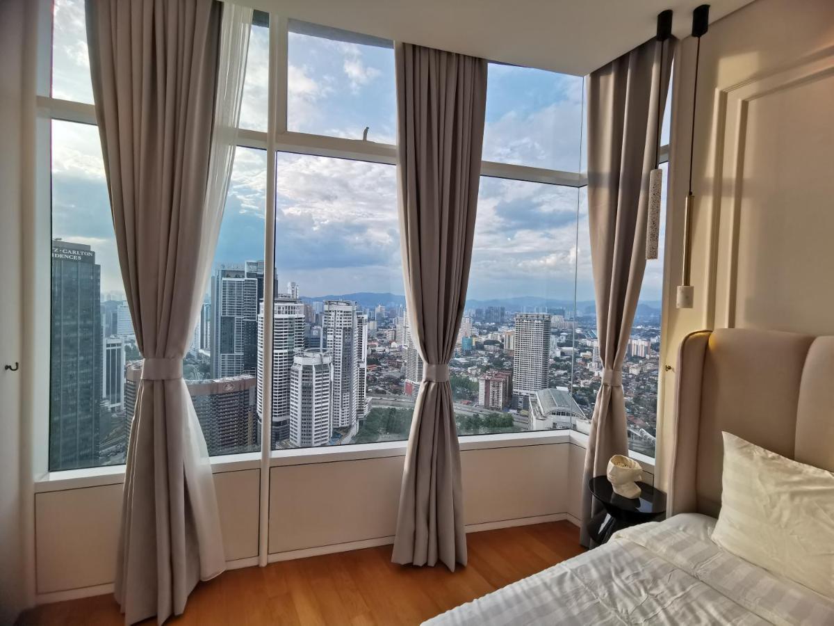 Sky Klcc By Autumn Premium
