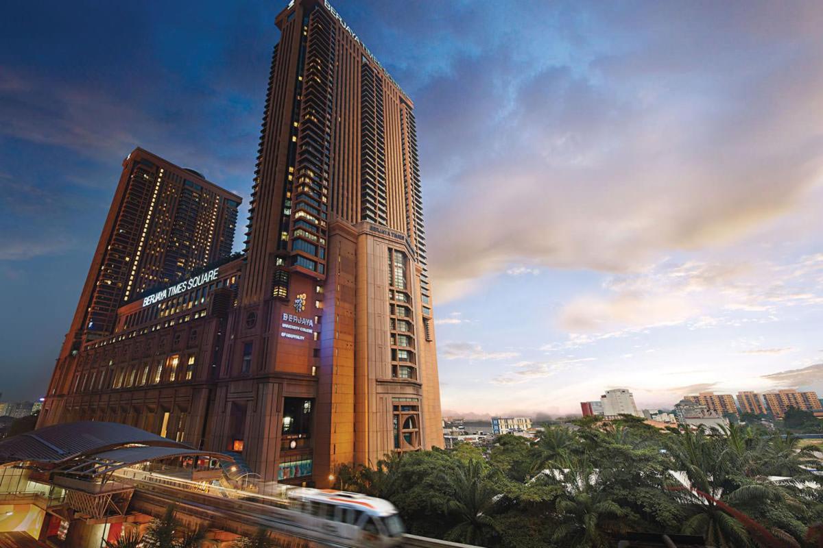 Times Square Service Kl Apartment *