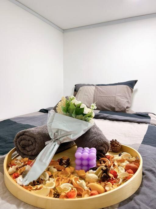 Apartment Tr Near Titiwangsa Lrt By Iconique Kuala Lumpur