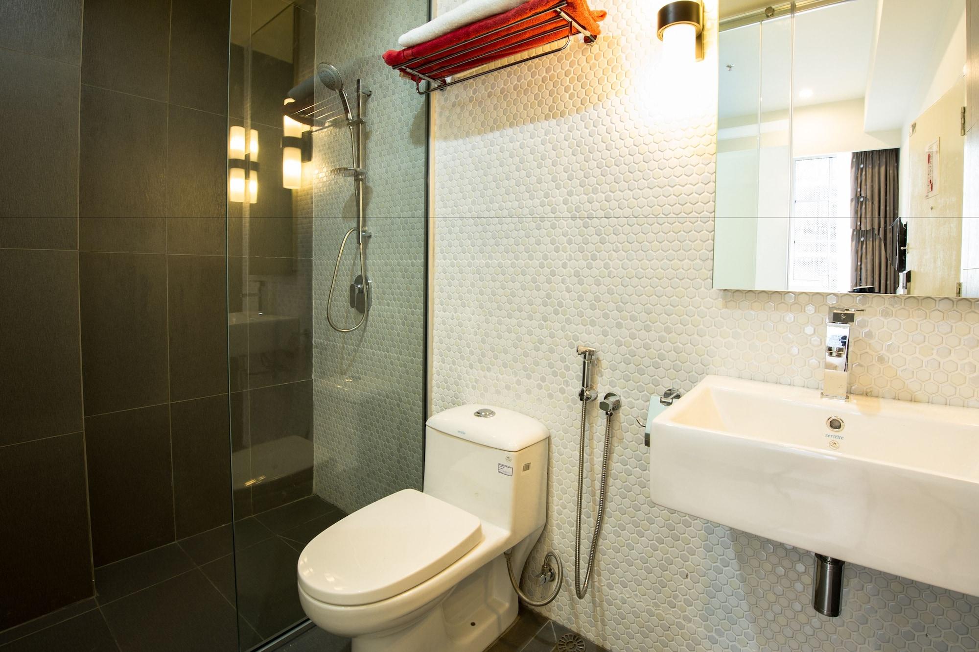 Avenue J Hotel, Central Market Hotel