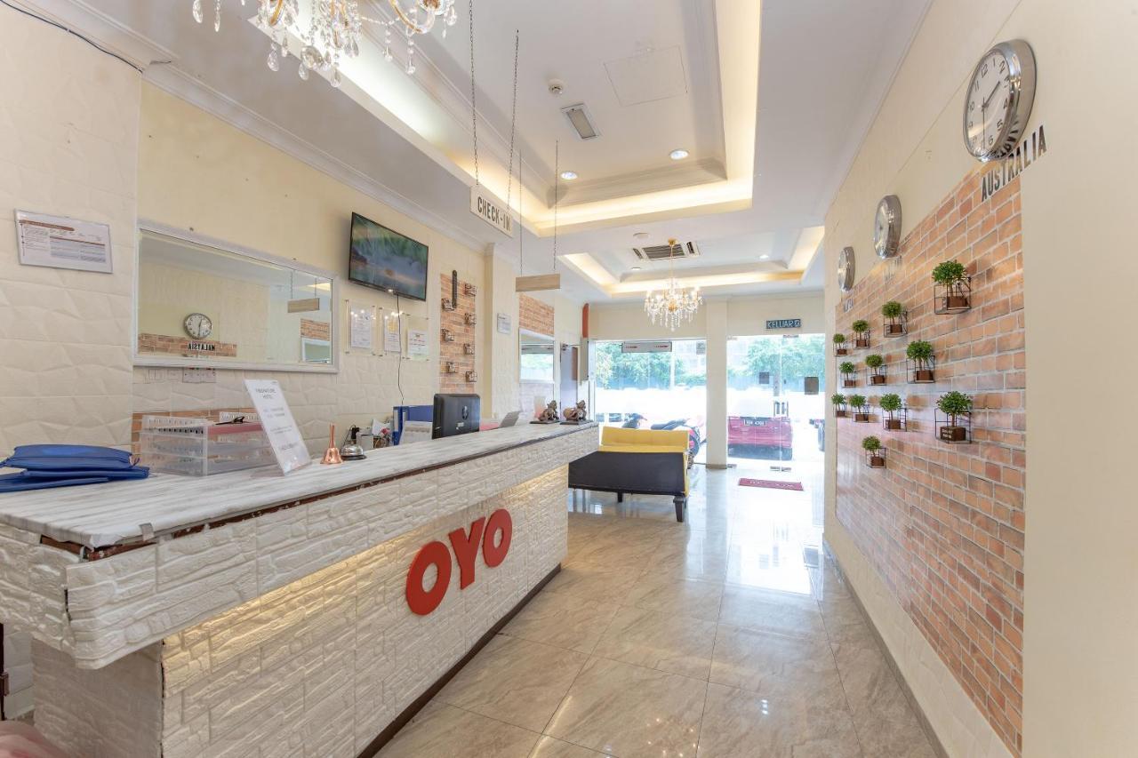 Oyo 90422 T-signature Hotel