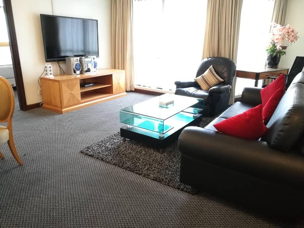 Rotana Apartments At Times Square Kl