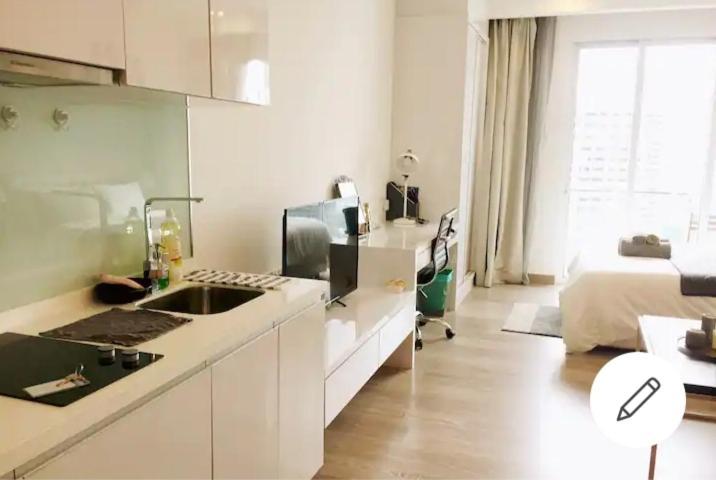 One Bukit Ceylon By Roomy Cozy Suites Apartment *