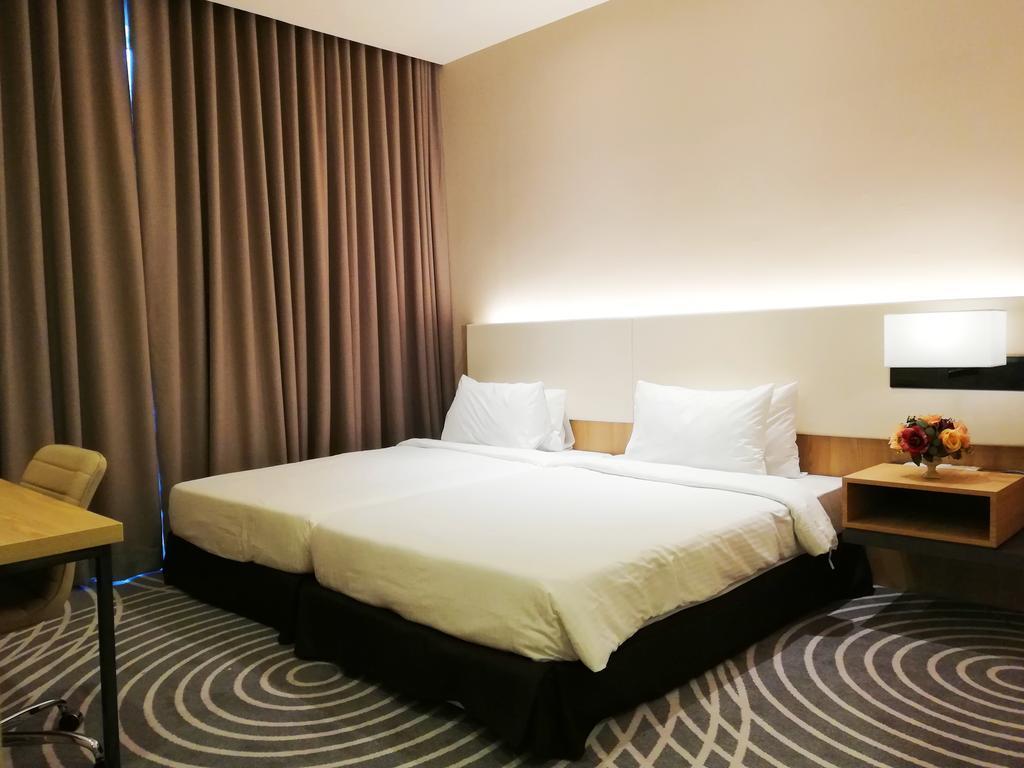 Upper View Regalia Hotel Kuala Lumpur
