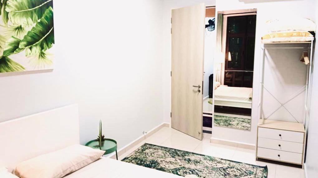 3 Bedrooms Short At Klcc Apartment