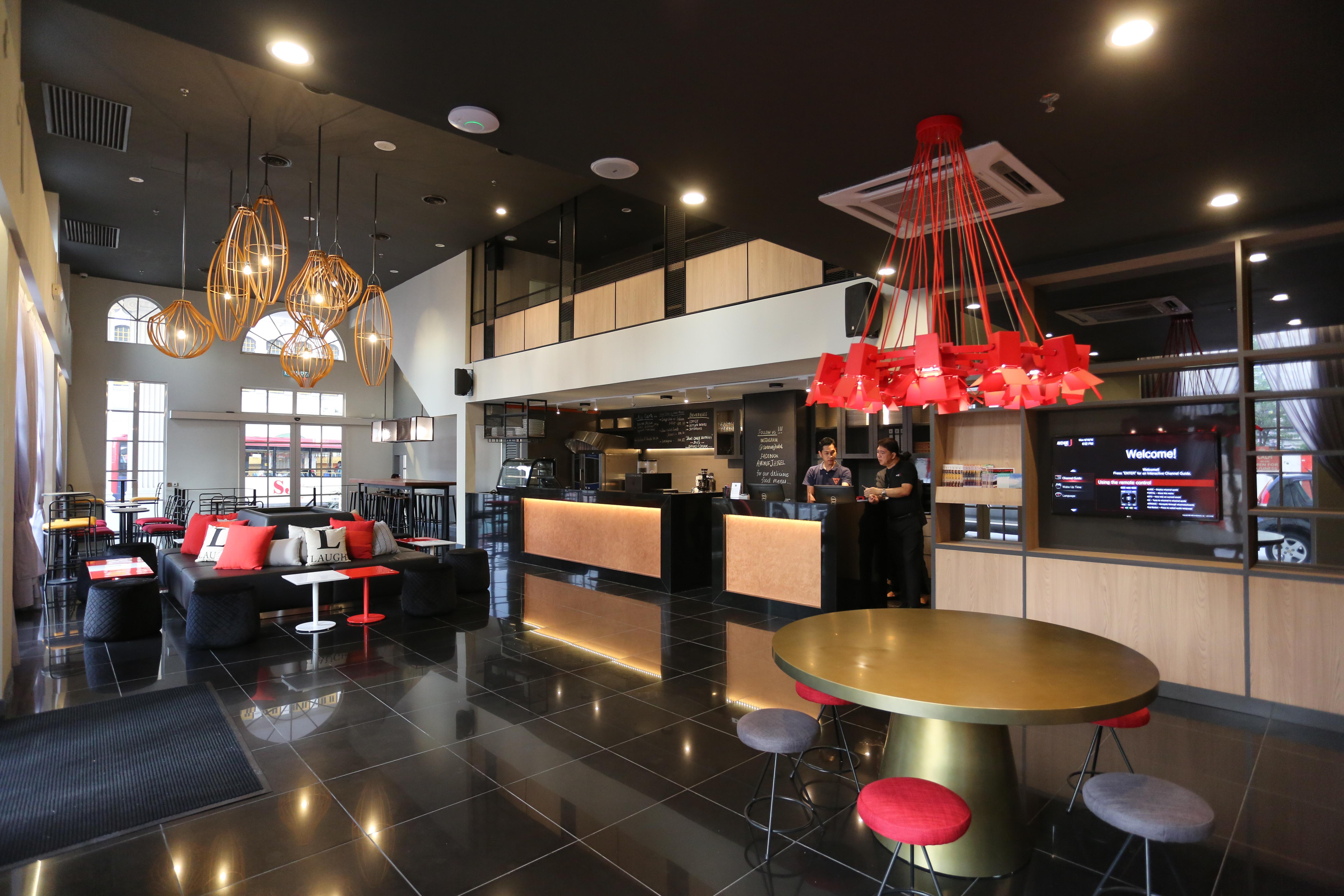 Avenue J Hotel, Central Market Hotel