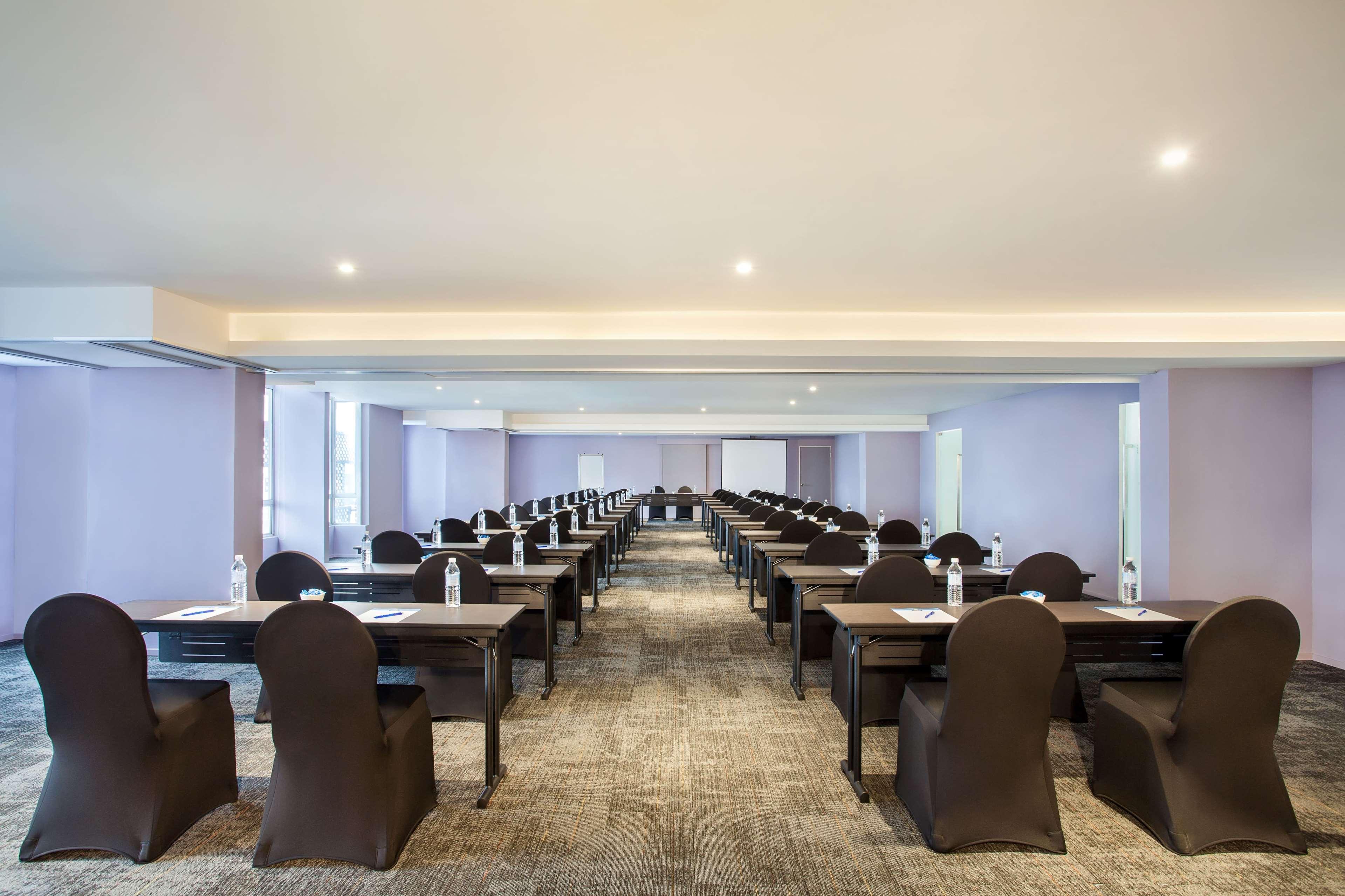 Hotel Days And Fraser Business Park Kl Kuala Lumpur