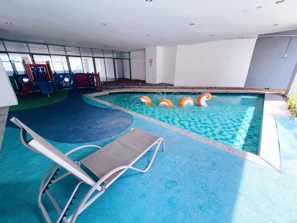 Connected Train 1 Bedroom Above Mall-16 Kuala Lumpur