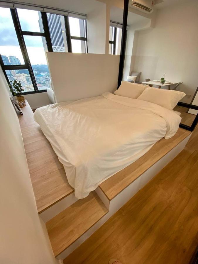 Klcc Ceylonz Suites, By Twofive * Kuala Lumpur