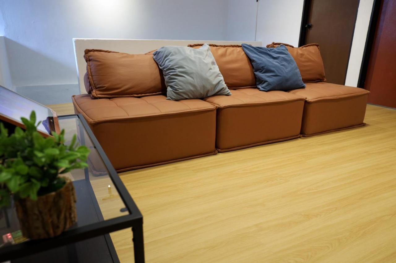 Cozy With Karaoke System & Pool Table Apartment Kuala Lumpur