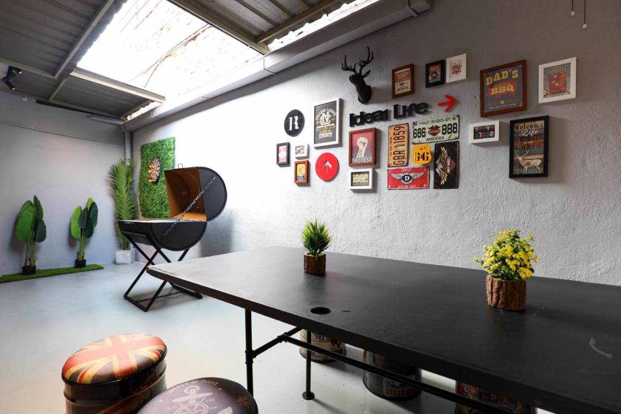 Cozy With Karaoke System & Pool Table Apartment Kuala Lumpur